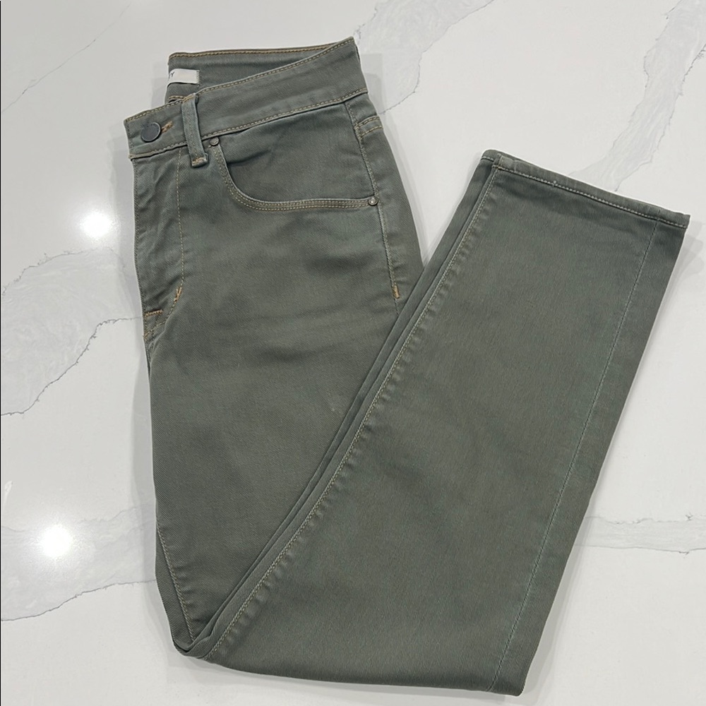 Fidelity Women’s Green Slim Jeans with Classic Style